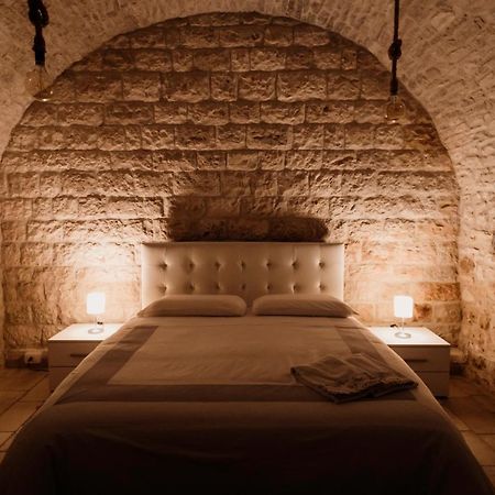 A Stare - Stone Apartment In The Historic Center - モルフェッタ エクステリア 写真