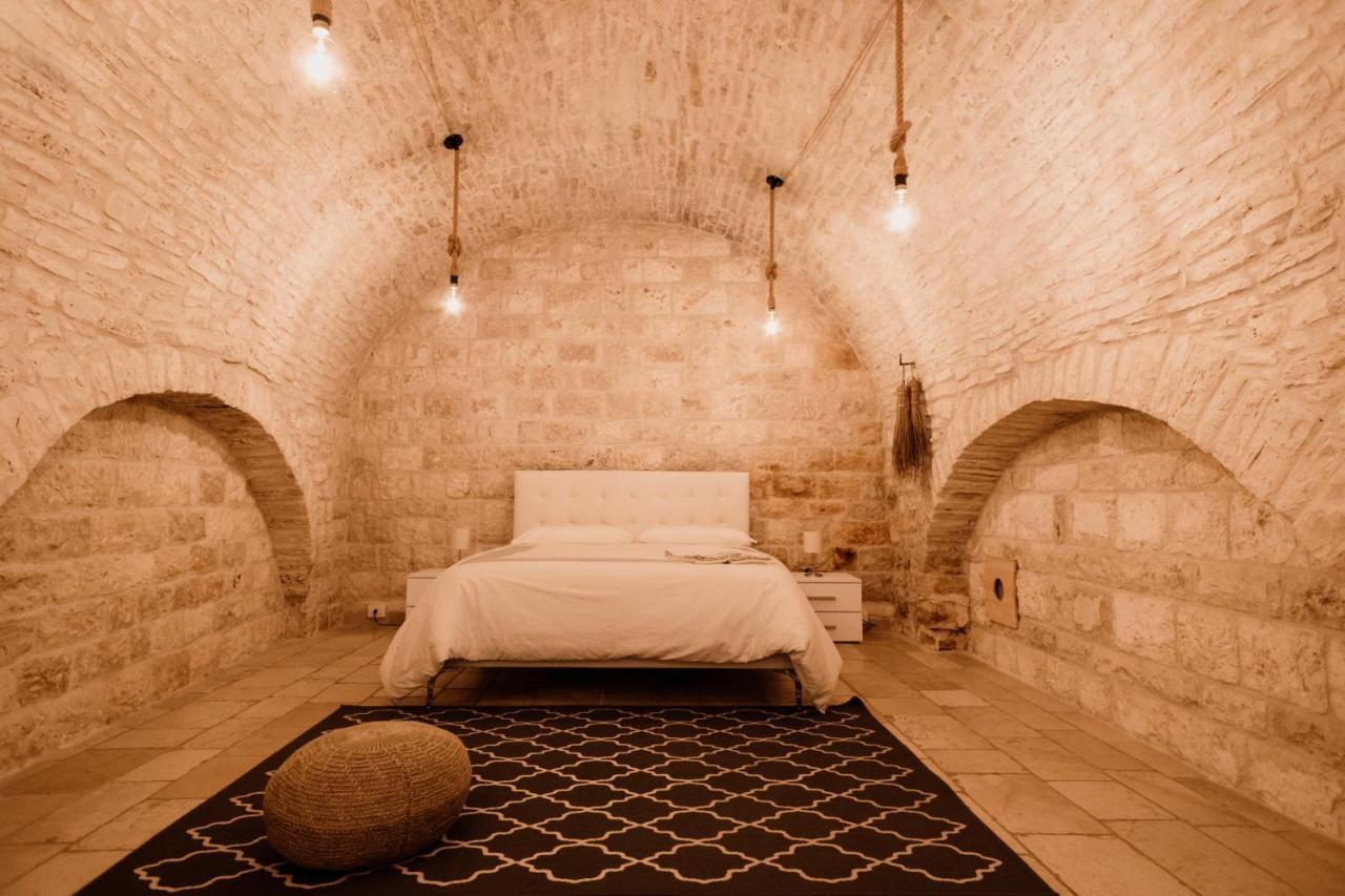 A Stare - Stone Apartment In The Historic Center - モルフェッタ エクステリア 写真