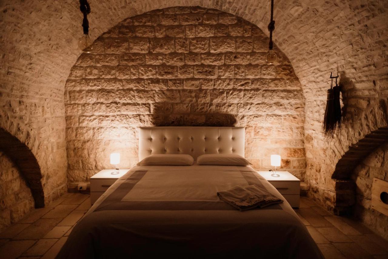 A Stare - Stone Apartment In The Historic Center - モルフェッタ エクステリア 写真