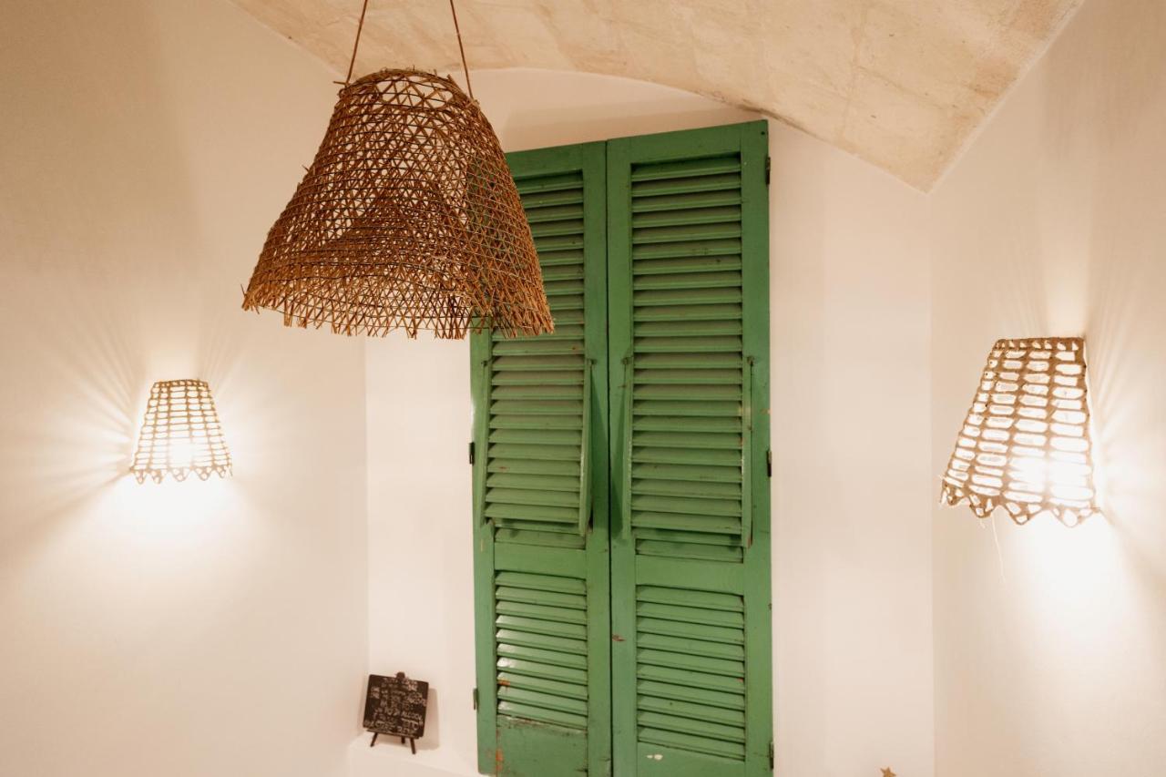 A Stare - Stone Apartment In The Historic Center - モルフェッタ エクステリア 写真