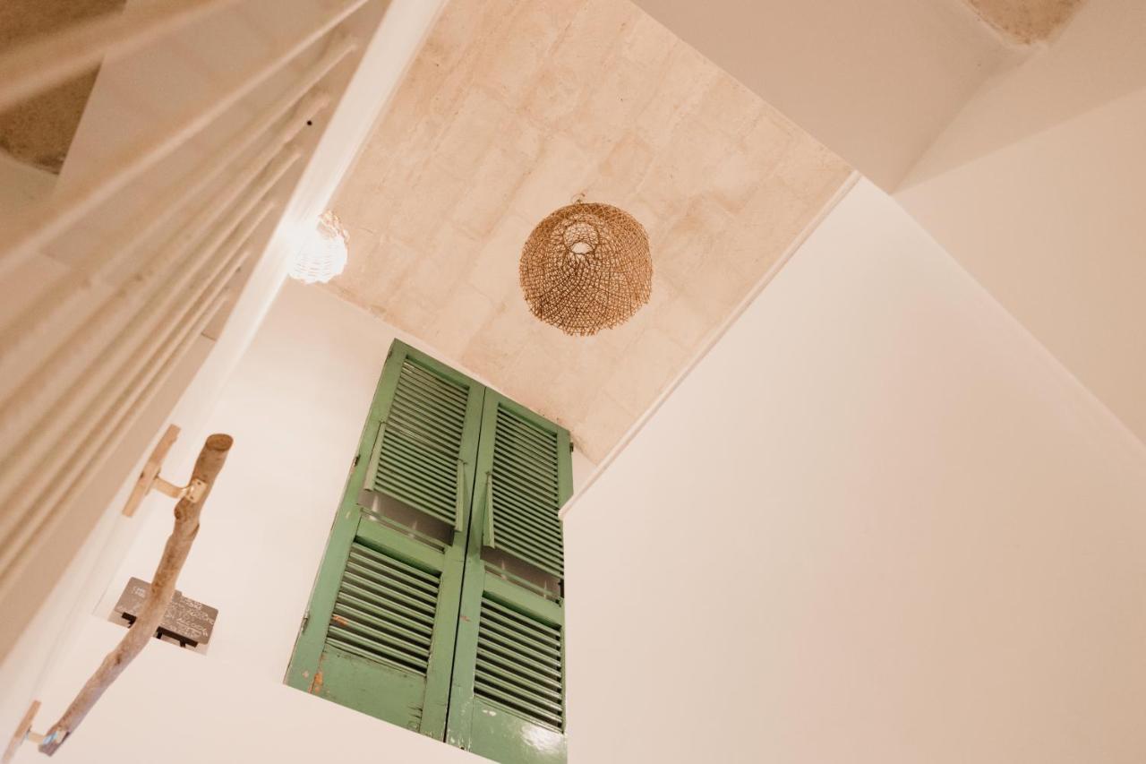 A Stare - Stone Apartment In The Historic Center - モルフェッタ エクステリア 写真